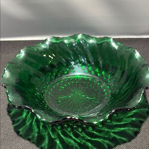 Beautiful vintage green candy dish
